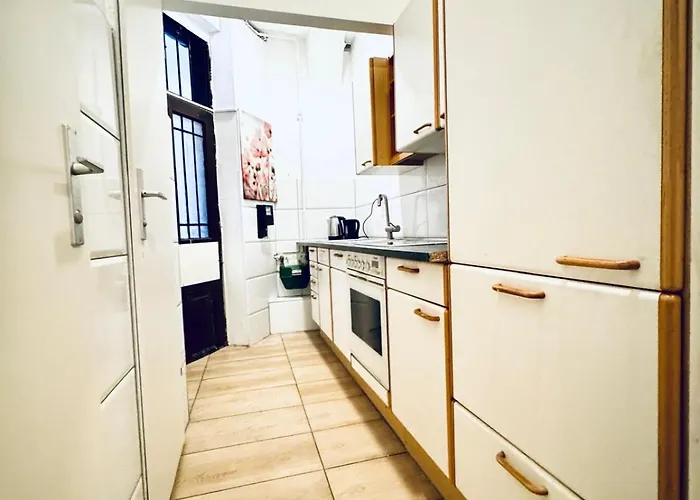 公寓 Affordable 5br Apt, Ideal For Groups & Families