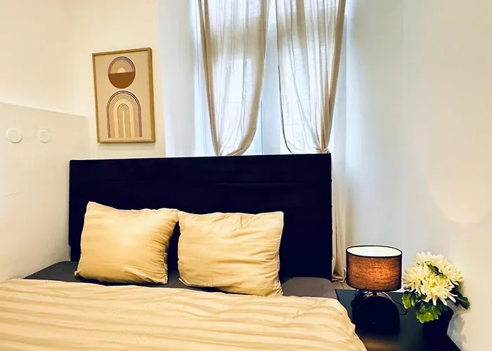 公寓 Affordable 5br Apt, Ideal For Groups & Families 维也纳