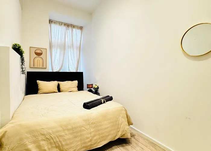 公寓 Affordable 5br Apt, Ideal For Groups & Families 维也纳