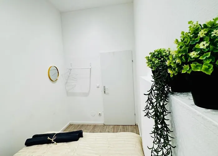 公寓 Affordable 5br Apt, Ideal For Groups & Families