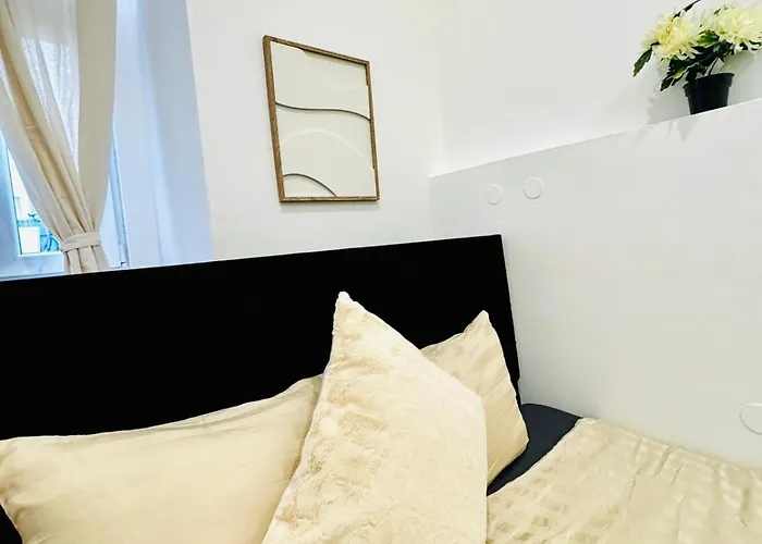 公寓 Affordable 5br Apt, Ideal For Groups & Families 维也纳