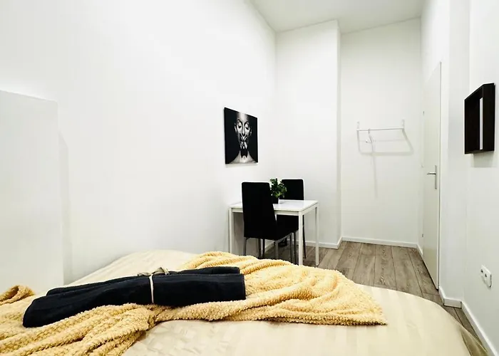 Affordable 5br Apt, Ideal For Groups & Families 维也纳