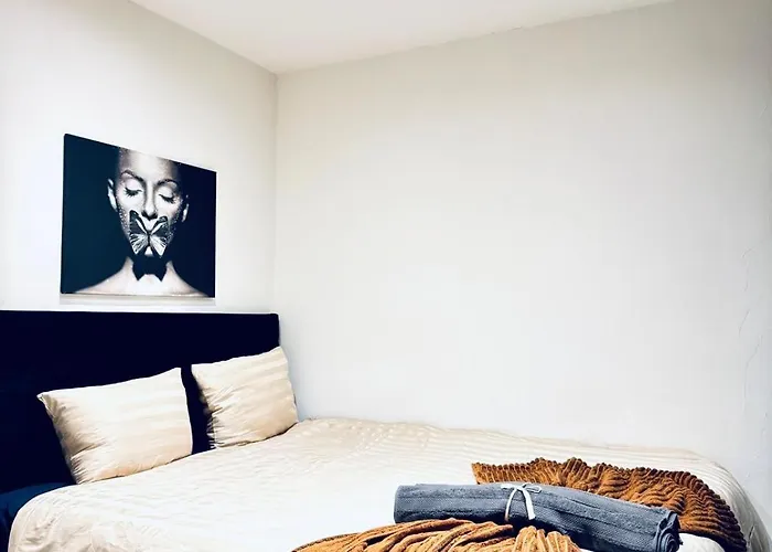 Affordable 5br Apt, Ideal For Groups & Families 维也纳